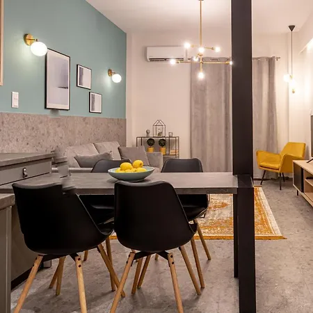 Elegant 5' From Ampelokipi Metro Station Apartment Athens